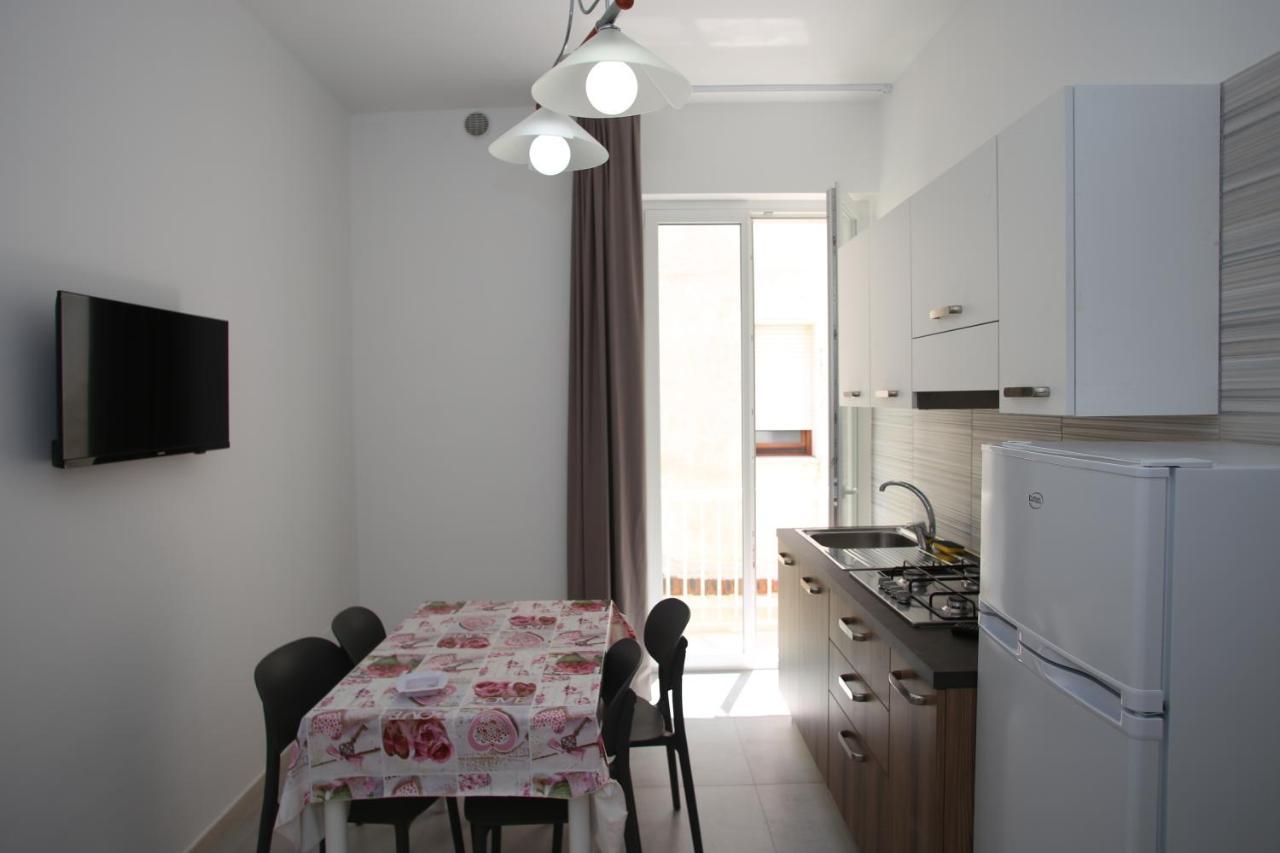 Appartamenti Luce Βιέστε Εξωτερικό φωτογραφία